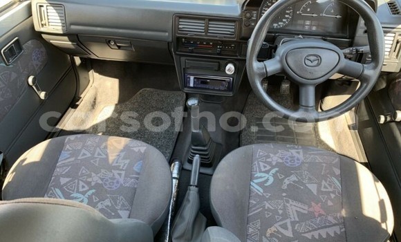Acheter Occasion Voiture Mazda 323 Gris à Maseru, Maseru Acheter Occasion Voiture Mazda 323 Gris à Maseru, Maseru