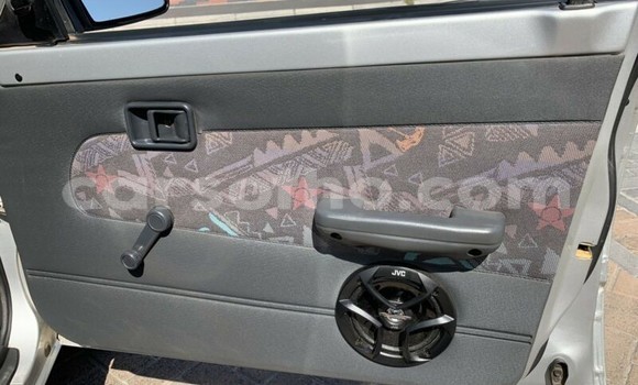 Acheter Occasion Voiture Mazda 323 Gris à Maseru, Maseru Acheter Occasion Voiture Mazda 323 Gris à Maseru, Maseru