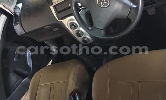 Acheter Occasion Voiture Toyota Yaris Bleu à Hlotse, Leribe Acheter Occasion Voiture Toyota Yaris Bleu à Hlotse, Leribe