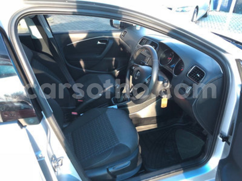 Big with watermark 3860122 5