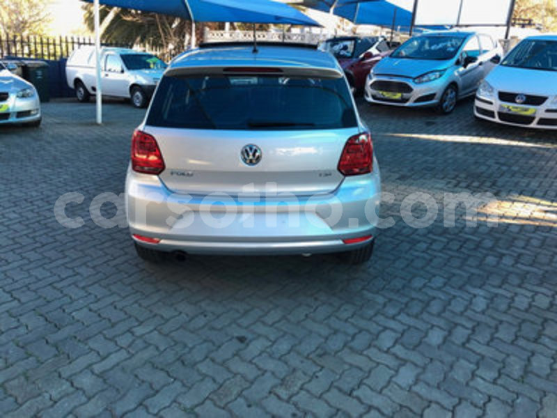 Big with watermark 3860122 4