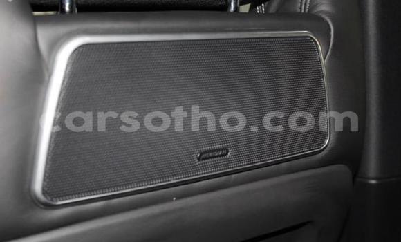 Sayi Na hannu Land Rover Range Rover Vogue Black Mota in Maseru a Maseru Sayi Na hannu Land Rover Range Rover Vogue Black Mota in Maseru a Maseru