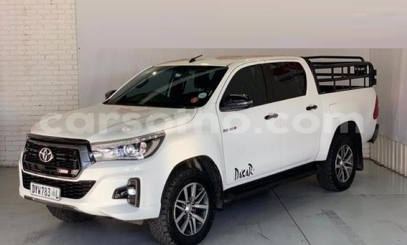 Buy Used Toyota Hilux White Car in Maseru in Maseru Buy Used Toyota Hilux White Car in Maseru in Maseru