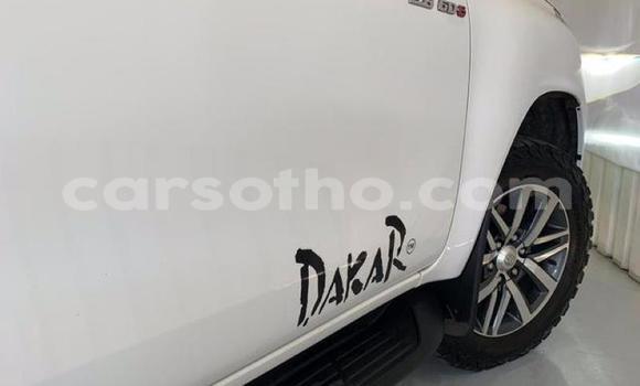 Buy Used Toyota Hilux White Car in Maseru in Maseru Buy Used Toyota Hilux White Car in Maseru in Maseru