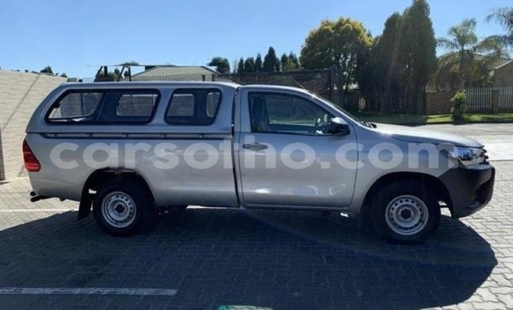 Buy Used Toyota Hilux Silver Car in Maseru in Maseru Buy Used Toyota Hilux Silver Car in Maseru in Maseru