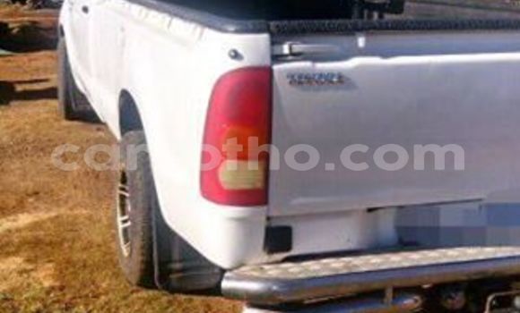 Buy Used Toyota Hilux White Car in Maseru in Maseru Buy Used Toyota Hilux White Car in Maseru in Maseru