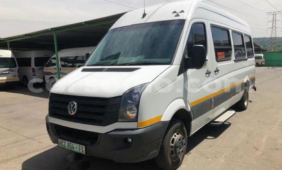 Sayi Na hannu Volkswagen Transporter White Mota in Hlotse a Leribe Sayi Na hannu Volkswagen Transporter White Mota in Hlotse a Leribe