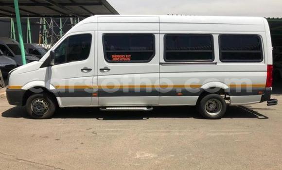 Sayi Na hannu Volkswagen Transporter White Mota in Hlotse a Leribe Sayi Na hannu Volkswagen Transporter White Mota in Hlotse a Leribe