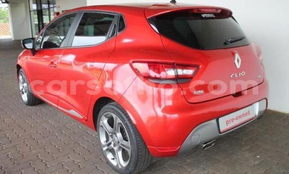 Buy Used Renault Clio Red Car in Butha Buthe in Butha-Buthe Buy Used Renault Clio Red Car in Butha Buthe in Butha-Buthe