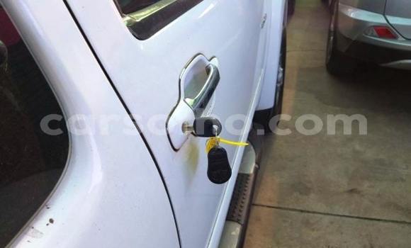 Sayi Na hannu Isuzu KB White Mota in Thaba–Tseka a Mafeteng Sayi Na hannu Isuzu KB White Mota in Thaba–Tseka a Mafeteng