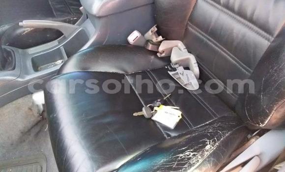 Sayi Na hannu Toyota Hilux White Mota in Maseru a Maseru Sayi Na hannu Toyota Hilux White Mota in Maseru a Maseru