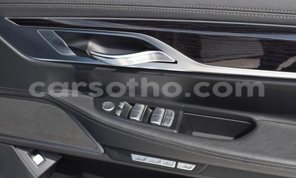 Sayi Na hannu BMW 7er Silver Mota in Maseru a Maseru Sayi Na hannu BMW 7er Silver Mota in Maseru a Maseru