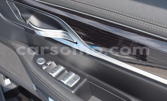 Sayi Na hannu BMW 7er Silver Mota in Maseru a Maseru Sayi Na hannu BMW 7er Silver Mota in Maseru a Maseru