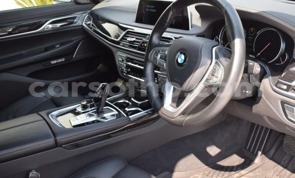 Sayi Na hannu BMW 7er Silver Mota in Maseru a Maseru Sayi Na hannu BMW 7er Silver Mota in Maseru a Maseru