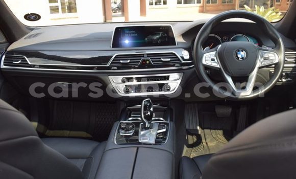 Sayi Na hannu BMW 7er Silver Mota in Maseru a Maseru Sayi Na hannu BMW 7er Silver Mota in Maseru a Maseru