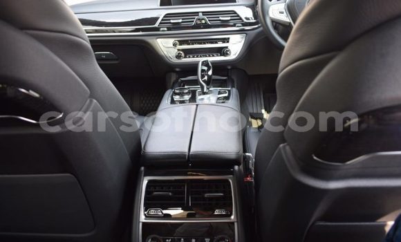 Sayi Na hannu BMW 7er Silver Mota in Maseru a Maseru Sayi Na hannu BMW 7er Silver Mota in Maseru a Maseru