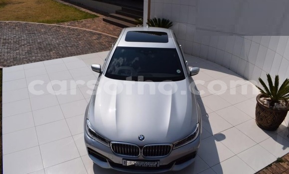 Sayi Na hannu BMW 7er Silver Mota in Maseru a Maseru Sayi Na hannu BMW 7er Silver Mota in Maseru a Maseru