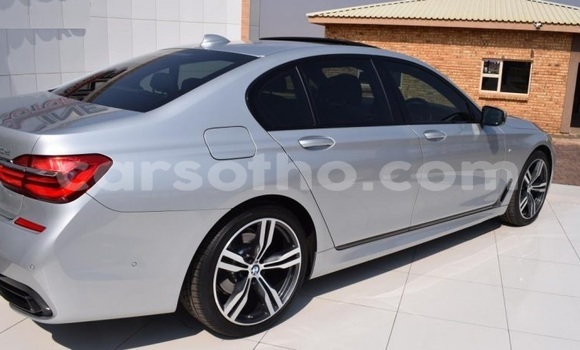 Sayi Na hannu BMW 7er Silver Mota in Maseru a Maseru Sayi Na hannu BMW 7er Silver Mota in Maseru a Maseru