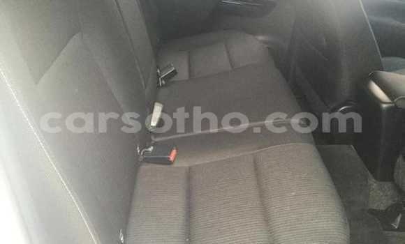 Buy Used Toyota Hilux White Car in Maputsoa in Leribe Buy Used Toyota Hilux White Car in Maputsoa in Leribe