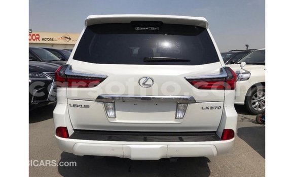 اشتري Imported Lexus LX White سيارة في Import - Dubai في Maseru اشتري Imported Lexus LX White سيارة في Import - Dubai في Maseru