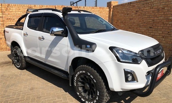 اشتري مستعمل Isuzu KB White سيارة في Maseru في Maseru اشتري مستعمل Isuzu KB White سيارة في Maseru في Maseru