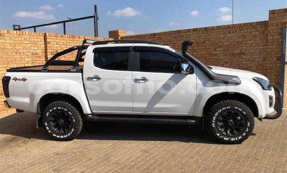 اشتري مستعمل Isuzu KB White سيارة في Maseru في Maseru اشتري مستعمل Isuzu KB White سيارة في Maseru في Maseru