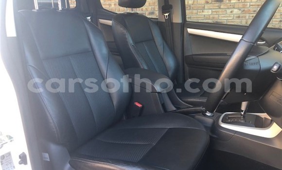 اشتري مستعمل Isuzu KB White سيارة في Maseru في Maseru اشتري مستعمل Isuzu KB White سيارة في Maseru في Maseru