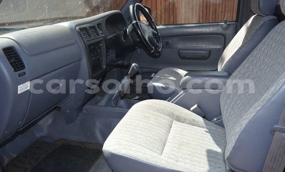 Acheter Occasion Voiture Toyota Hilux Rouge à Maseru, Maseru Acheter Occasion Voiture Toyota Hilux Rouge à Maseru, Maseru