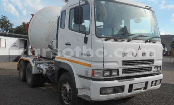 Acheter Occasion Utilitaire Mitsubishi L400 Blanc à Maseru, Maseru Acheter Occasion Utilitaire Mitsubishi L400 Blanc à Maseru, Maseru