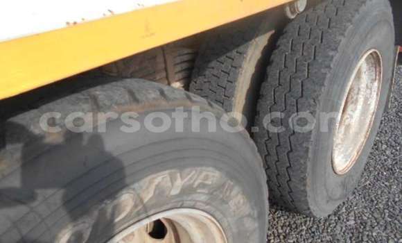 Acheter Occasion Utilitaire Mitsubishi L400 Blanc à Maseru, Maseru Acheter Occasion Utilitaire Mitsubishi L400 Blanc à Maseru, Maseru