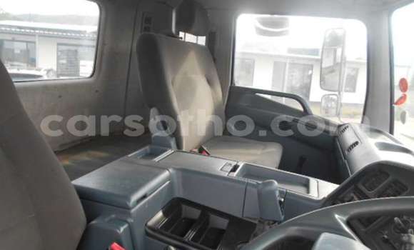 Acheter Occasion Utilitaire Mitsubishi L400 Blanc à Maseru, Maseru Acheter Occasion Utilitaire Mitsubishi L400 Blanc à Maseru, Maseru