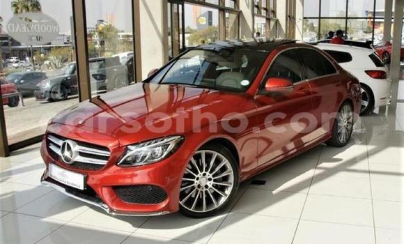Acheter Occasion Voiture Mercedes-Benz C–Class Rouge à Maseru, Maseru Acheter Occasion Voiture Mercedes-Benz C–Class Rouge à Maseru, Maseru