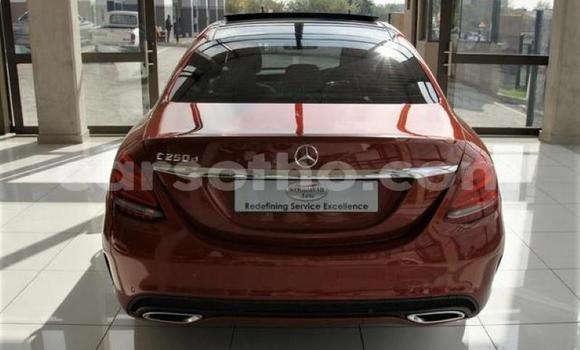 Acheter Occasion Voiture Mercedes-Benz C–Class Rouge à Maseru, Maseru Acheter Occasion Voiture Mercedes-Benz C–Class Rouge à Maseru, Maseru