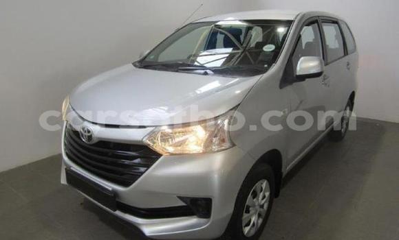 Sayi Na hannu Toyota Avanza Silver Mota in Maseru a Maseru Sayi Na hannu Toyota Avanza Silver Mota in Maseru a Maseru