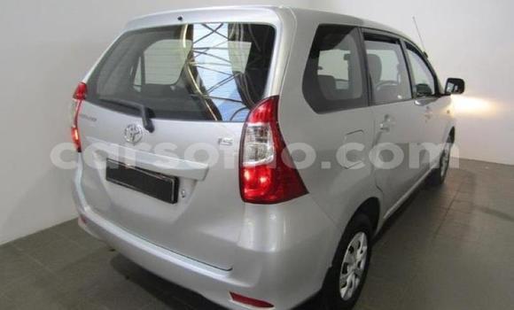 Sayi Na hannu Toyota Avanza Silver Mota in Maseru a Maseru Sayi Na hannu Toyota Avanza Silver Mota in Maseru a Maseru