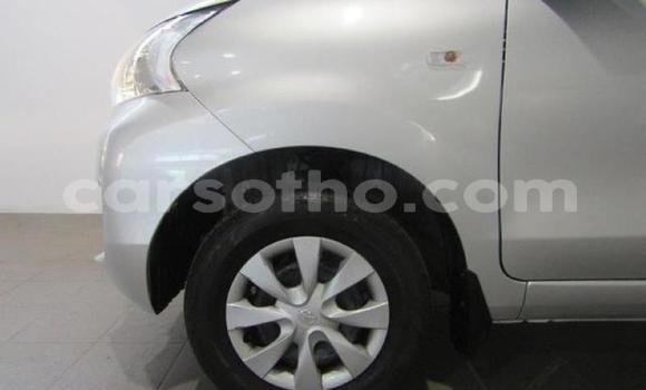 Sayi Na hannu Toyota Avanza Silver Mota in Maseru a Maseru Sayi Na hannu Toyota Avanza Silver Mota in Maseru a Maseru