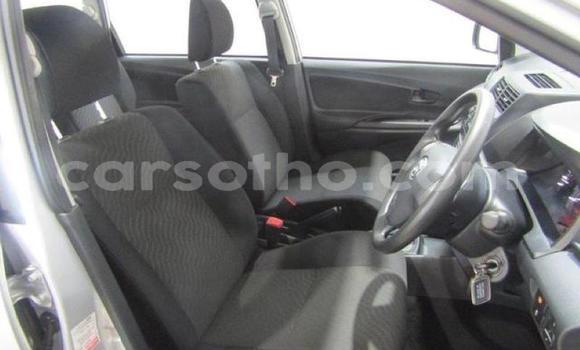 Sayi Na hannu Toyota Avanza Silver Mota in Maseru a Maseru Sayi Na hannu Toyota Avanza Silver Mota in Maseru a Maseru