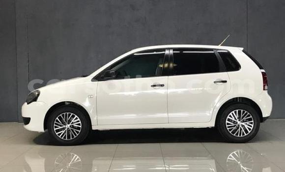 Sayi Na hannu Volkswagen Polo White Mota in Hlotse a Leribe Sayi Na hannu Volkswagen Polo White Mota in Hlotse a Leribe