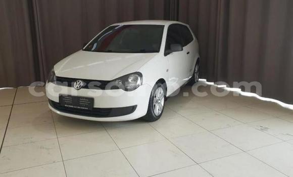 Acheter Occasion Voiture Volkswagen Polo Blanc à Hlotse, Leribe Acheter Occasion Voiture Volkswagen Polo Blanc à Hlotse, Leribe
