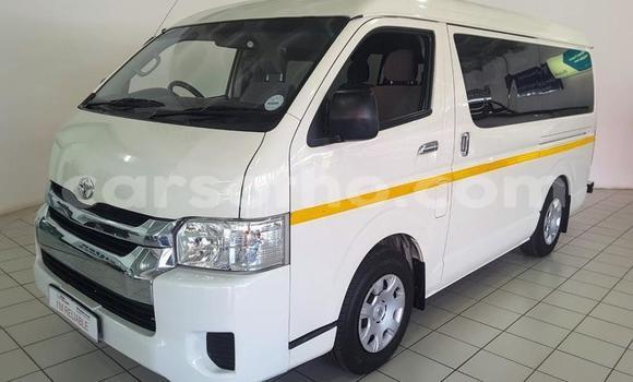 Buy Used Toyota Hiace White Car in Maseru in Maseru Buy Used Toyota Hiace White Car in Maseru in Maseru