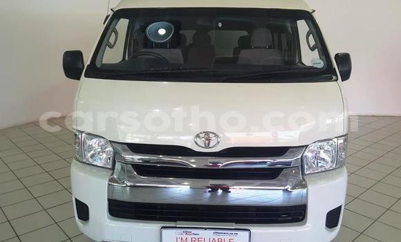 Buy Used Toyota Hiace White Car in Maseru in Maseru Buy Used Toyota Hiace White Car in Maseru in Maseru