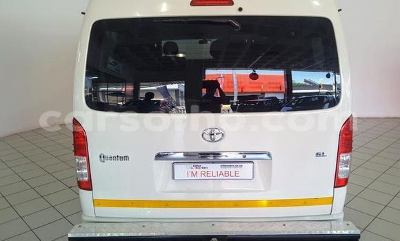 Buy Used Toyota Hiace White Car in Maseru in Maseru Buy Used Toyota Hiace White Car in Maseru in Maseru