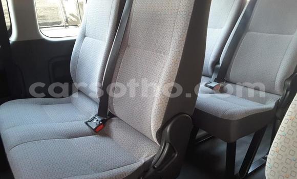 Buy Used Toyota Hiace White Car in Maseru in Maseru Buy Used Toyota Hiace White Car in Maseru in Maseru