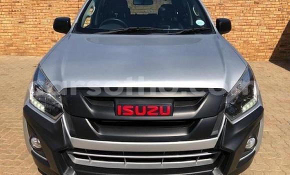 Buy Used Isuzu KB Silver Car in Maseru in Maseru Buy Used Isuzu KB Silver Car in Maseru in Maseru