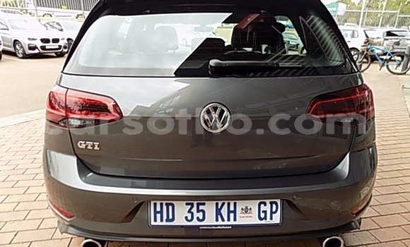 Buy Used Volkswagen Golf R Silver Car in Maseru in Maseru Buy Used Volkswagen Golf R Silver Car in Maseru in Maseru