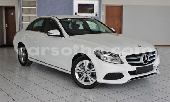 Buy Used Mercedes-Benz C–Class White Car in Maseru in Maseru Buy Used Mercedes-Benz C–Class White Car in Maseru in Maseru