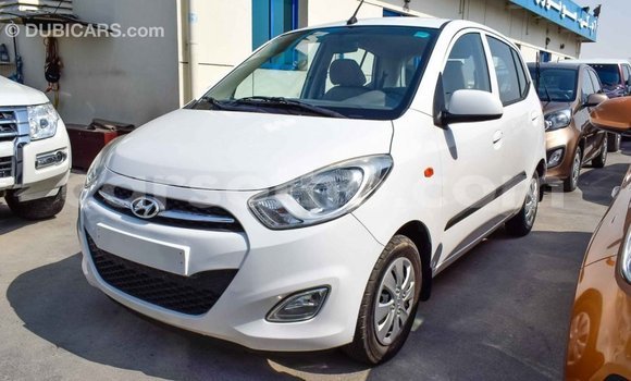 Sayi Imported Hyundai i10 White Mota in Import - Dubai a Maseru Sayi Imported Hyundai i10 White Mota in Import - Dubai a Maseru