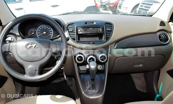 Sayi Imported Hyundai i10 White Mota in Import - Dubai a Maseru Sayi Imported Hyundai i10 White Mota in Import - Dubai a Maseru