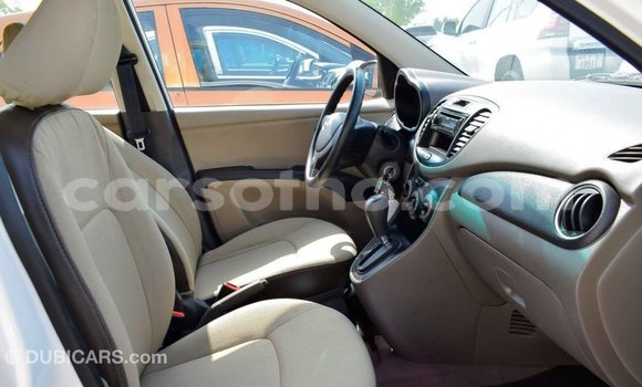 Sayi Imported Hyundai i10 White Mota in Import - Dubai a Maseru Sayi Imported Hyundai i10 White Mota in Import - Dubai a Maseru