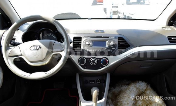 Sayi Imported Kia Picanto White Mota in Import - Dubai a Maseru Sayi Imported Kia Picanto White Mota in Import - Dubai a Maseru